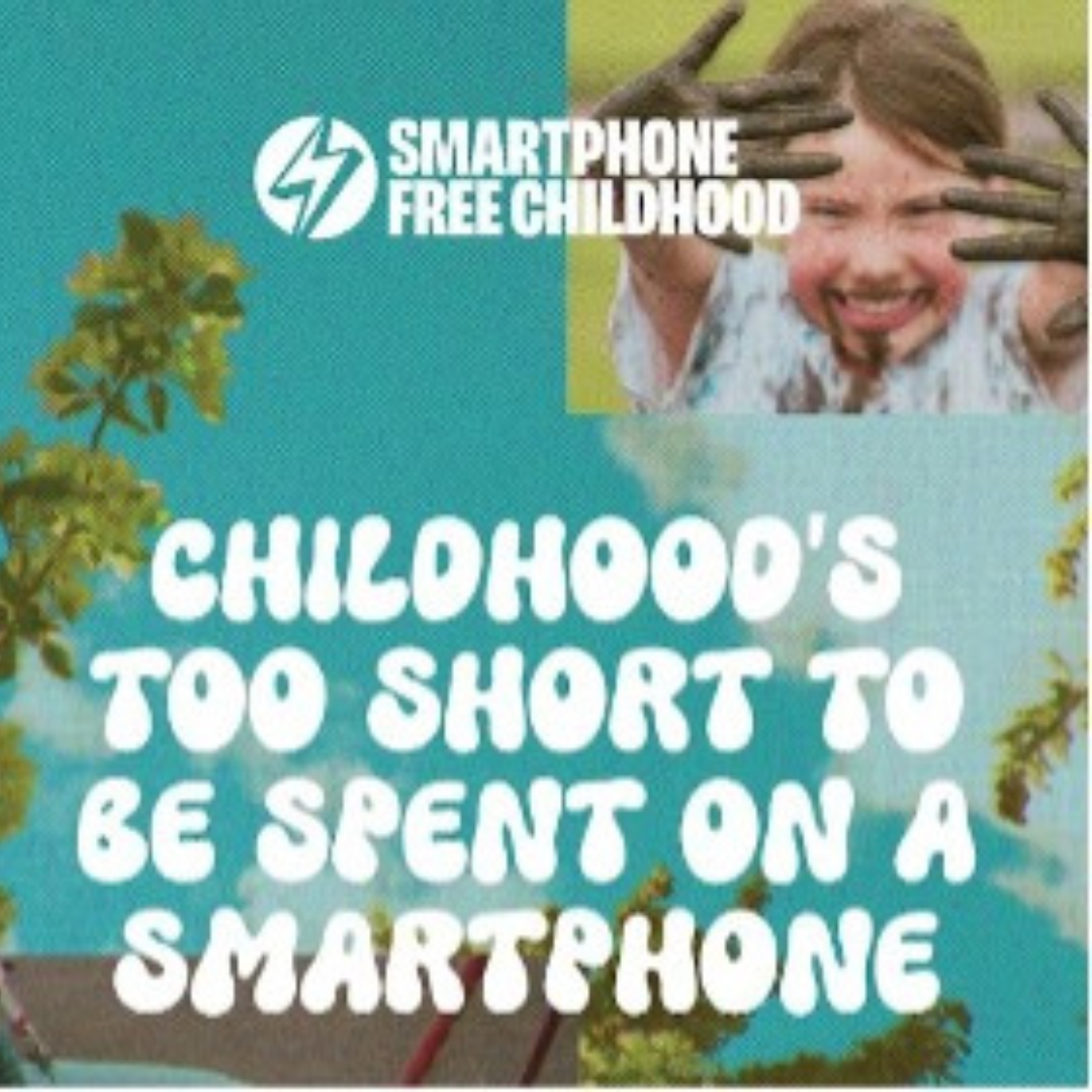 Smart Phone Free Childhood logo
